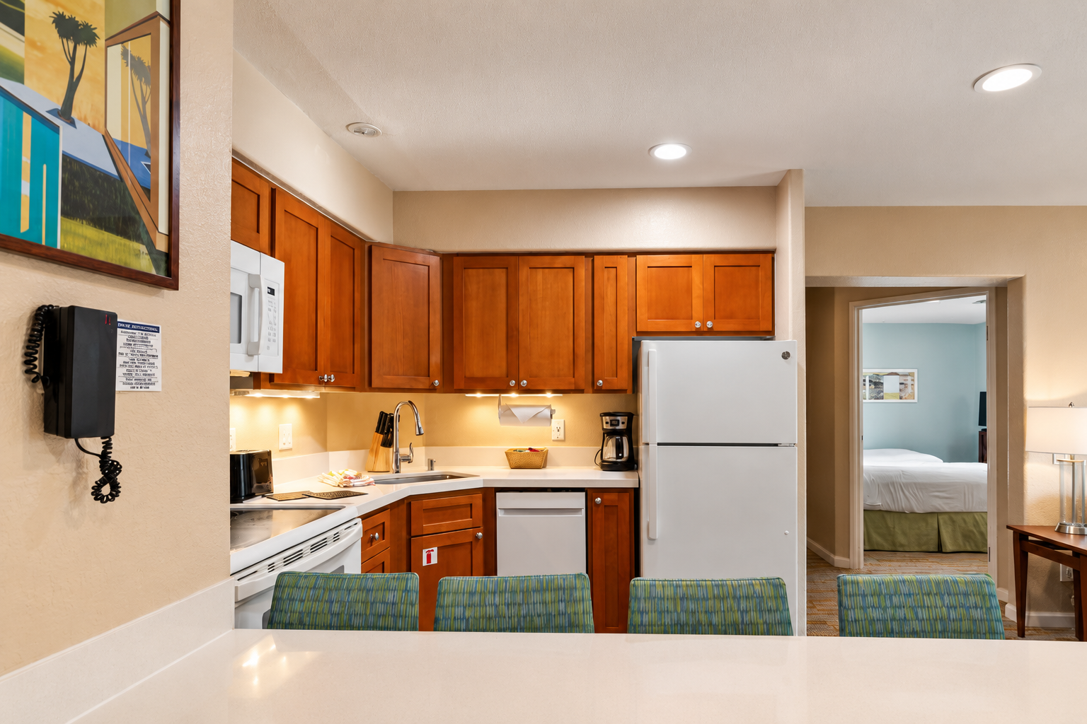 3-Bedroom Oasis Retreat with Resort Amenities & Pool — 5