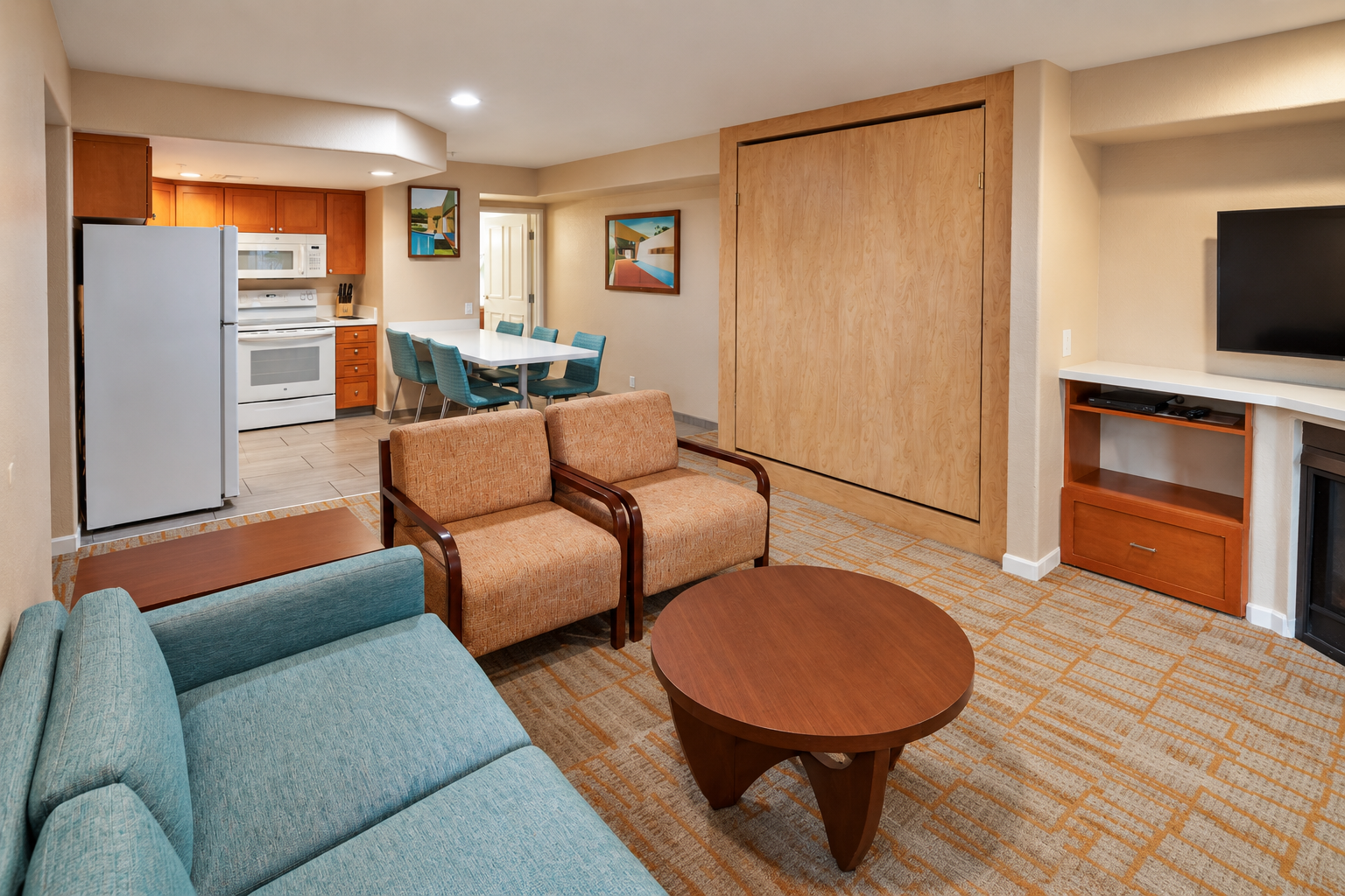 Bloom Basecamp 2BR Year-round pool & hot tub — main